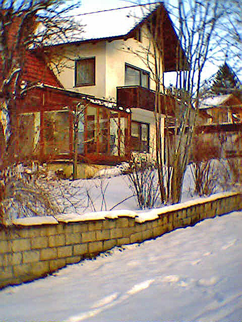 Haus im Winter 2